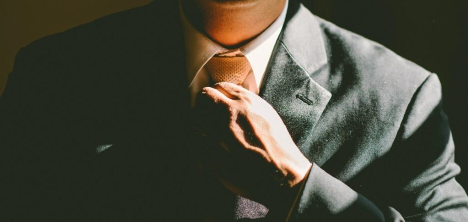 چگونه خوب لباس بپوشیم؛ 5 قانون مهم که همه آقایان باید یاد بگیرند چگونه خوب لباس بپوشیم؛ 5 قانون مهم که همه آقایان باید یاد بگیرند