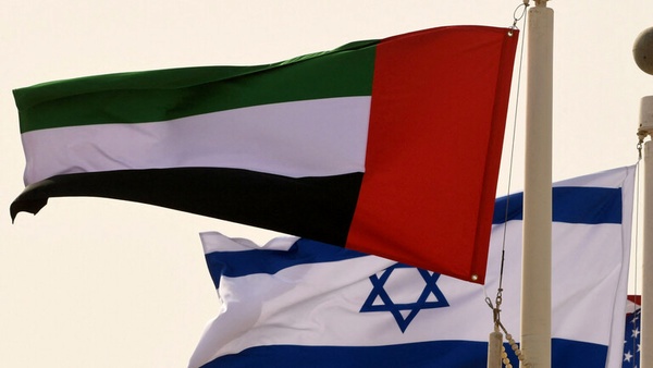 امارات در حال بررسی کاهش روابط دیپلماتیک خود با اسرائیل / جروزالم پست: ابوظبی از سفیرش خواسته تا با هیچ یک از مقام‌های اسرائیلی دیدار نکند